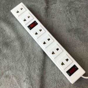 Alternative view of Ổ cắm Điện Quang ĐQ 001A-01 (6 lỗ 2 chấu dây 5 mét)
